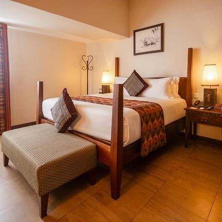 The African Regent Hotel Acra Exterior foto