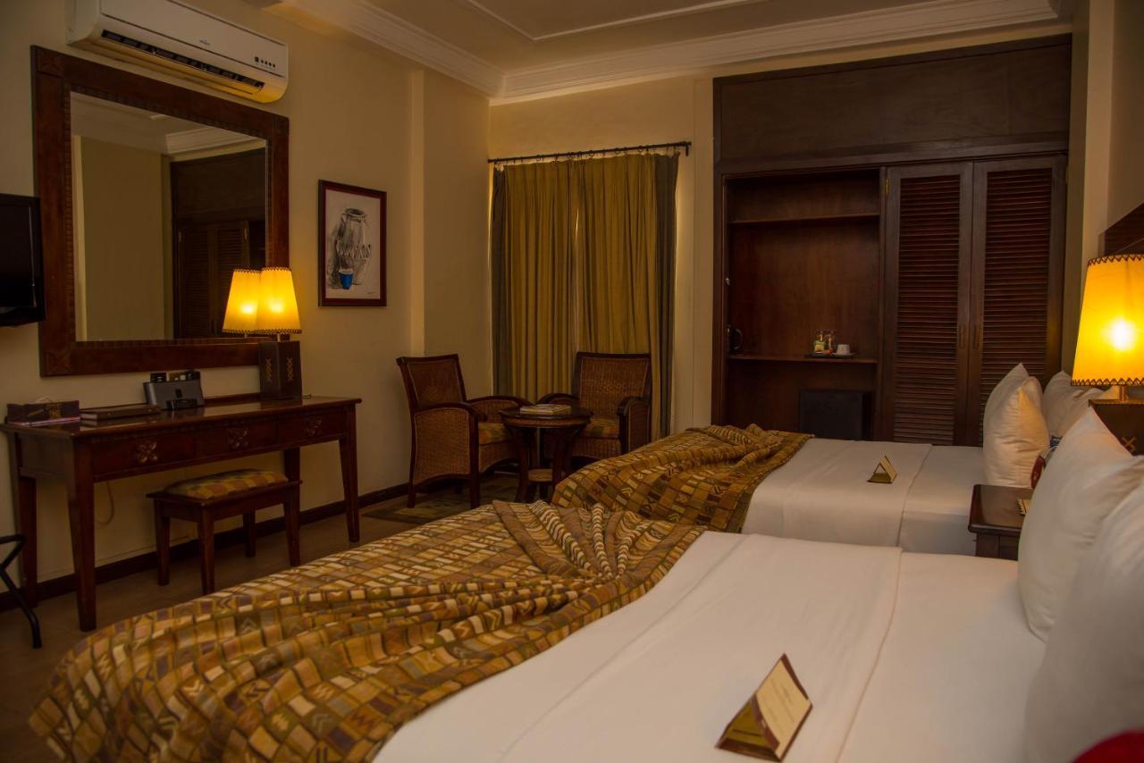 The African Regent Hotel Acra Exterior foto
